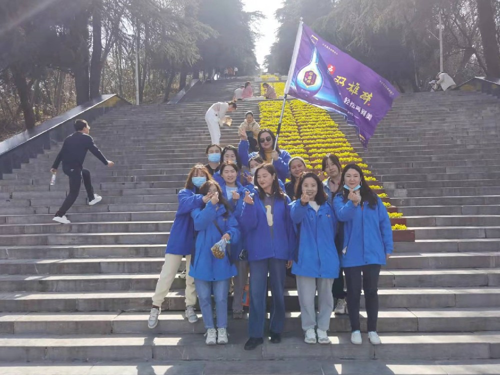 女神节，我与春天赛魅力，双雄醉女神岘山休闲踏青