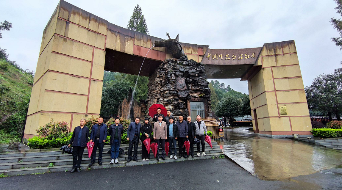 闻香知味，酒香不怕巷子深，湖北美酒吸引开封区域客户来访石花双雄醉